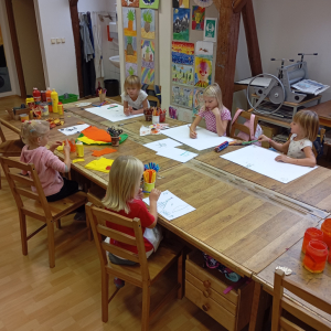 Výroba svatomartinského lampionu