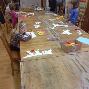 Výtvarná dílna- tvorba karnevalových škrabošek